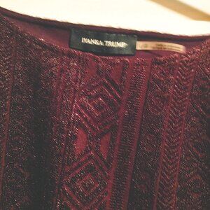 IVANKA TRUMP Top - Wine Color - Beautiful Subtle Pattern - Large